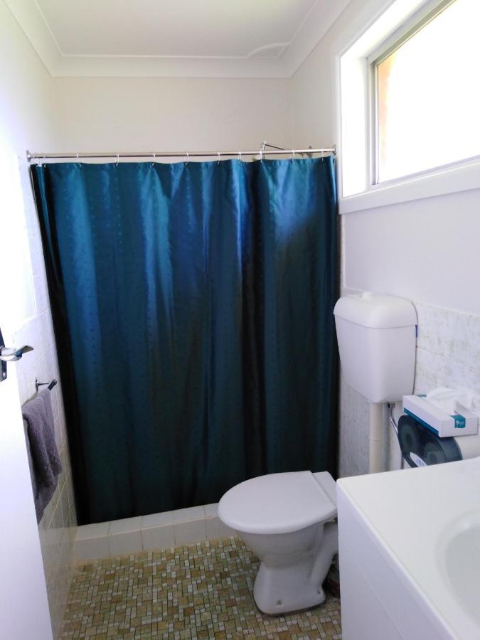 Altona Motel Uralla Екстер'єр фото