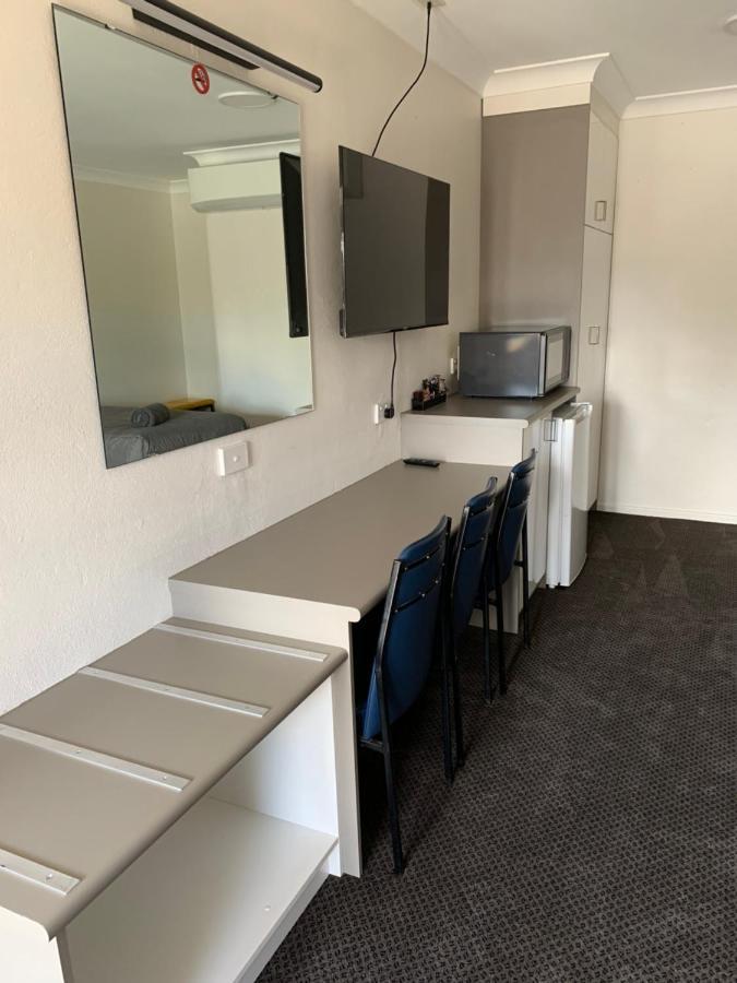 Altona Motel Uralla Екстер'єр фото