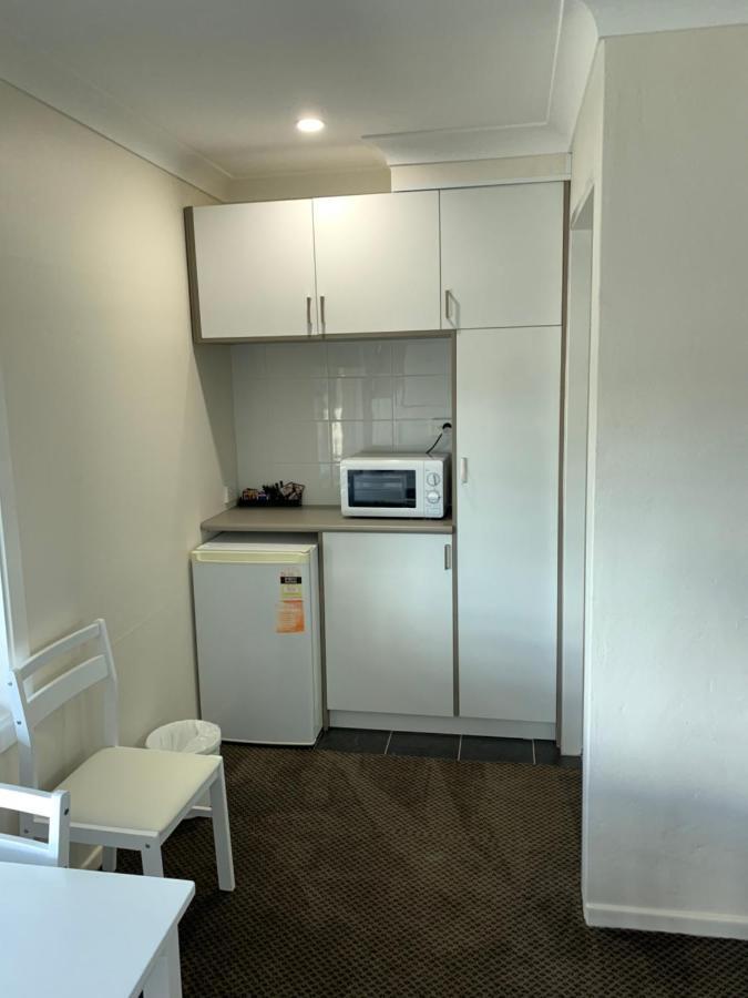 Altona Motel Uralla Екстер'єр фото