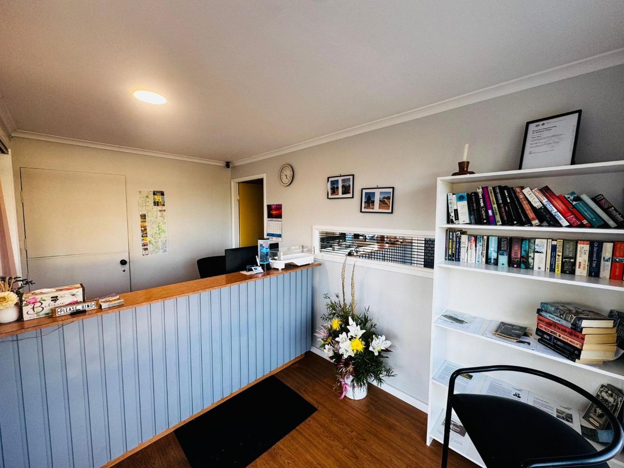 Altona Motel Uralla Екстер'єр фото