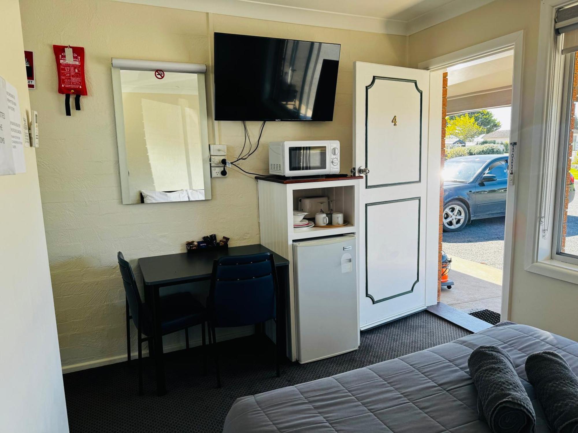 Altona Motel Uralla Екстер'єр фото