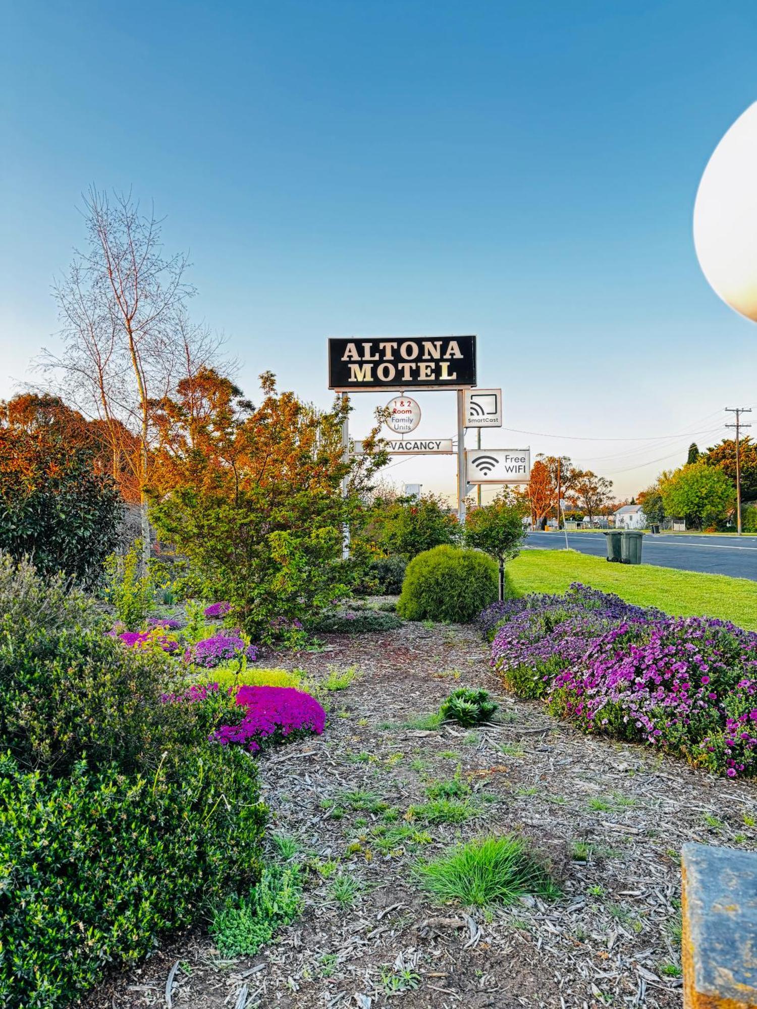 Altona Motel Uralla Екстер'єр фото