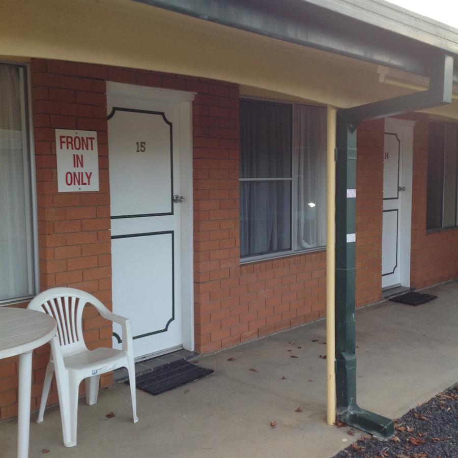 Altona Motel Uralla Екстер'єр фото